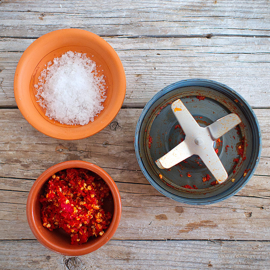 Tabasco Chilli sauce ingredients