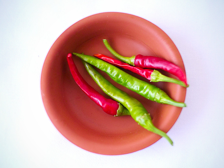 red moruga chilli pods